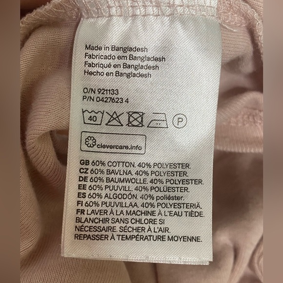 Pair Of H&M Divided Small Long Sleeve Tees - Picture 13 of 14